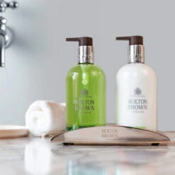 MOLTON BROWN Lime & Patchouli Hand Lotion 300 Ml 9 MOLTON BROWN Lime & Patchouli Hand Lotion 300 Ml -Kosmetikgeschäft 1309617 MOLTON BROWN Lime Patchouli Hand Lotion 300 ml.5c6c5e43