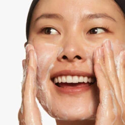 Clinique All About Clean 2-in-1 Cleansing + Exfoliating Jelly 150 Ml -Kosmetikgeschäft 1369806 Clinique All About Clean 2 in 1 Cleansing Exfoliating Jelly 150 ml.acfae6ad