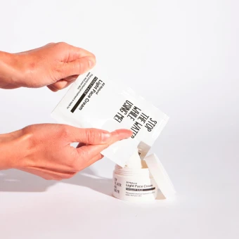 STOP THE WATER WHILE USING ME! Parsley Kale Light Face Cream Refill 50 Ml 5 STOP THE WATER WHILE USING ME! Parsley Kale Light Face Cream Refill 50 Ml – Bild 3