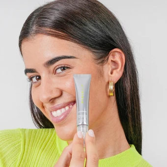 Hyalulip HYDRATE Hyaluronic Acid Lip Treatment 15 Ml 8 Hyalulip HYDRATE Hyaluronic Acid Lip Treatment 15 Ml – Bild 6