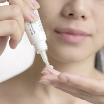 Transparent Lab DE-Bloat Soothing Eye Serum 15 Ml 9 Transparent Lab DE-Bloat Soothing Eye Serum 15 Ml – Bild 7